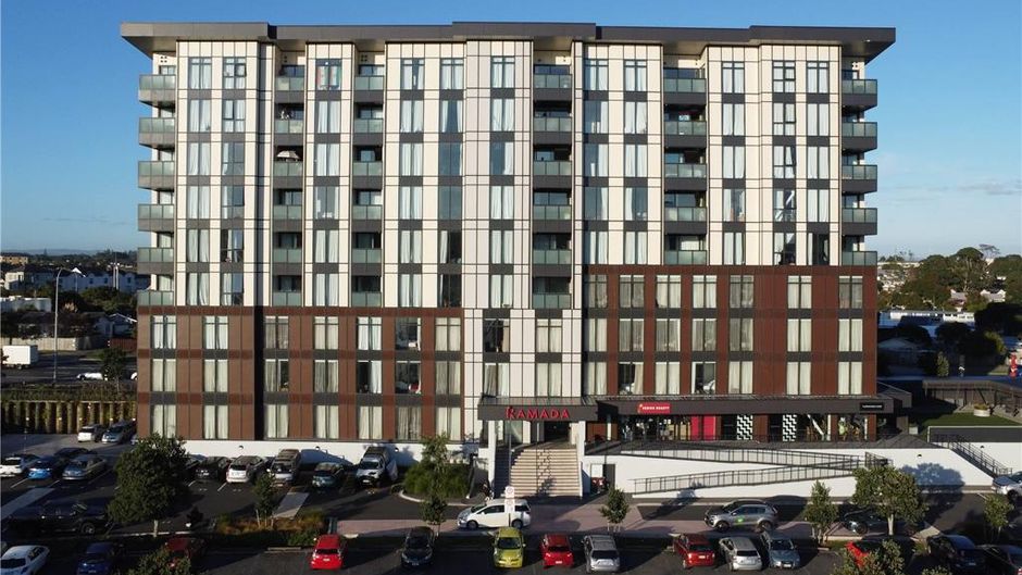 Ramada Stes by Wyndham Pacific Centre Exterior