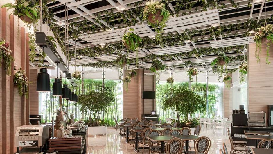 Komune Living Restaurant