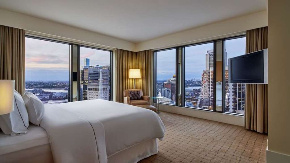 The Fullerton Hotel Sydney Suite