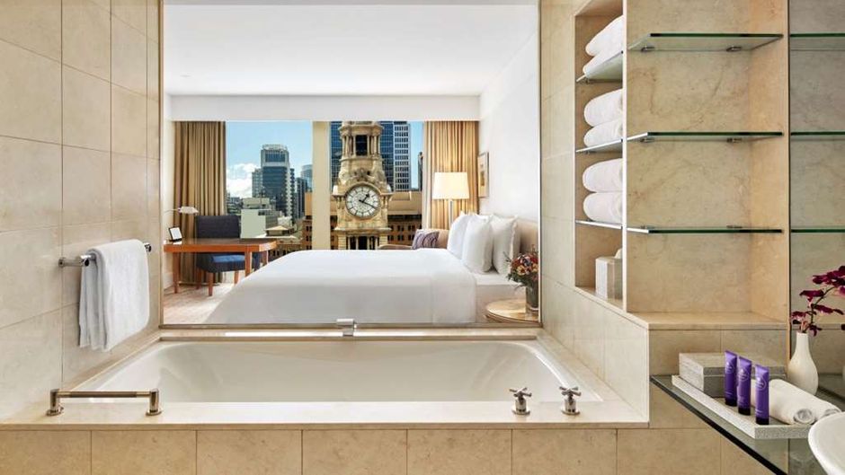 The Fullerton Hotel Sydney Room