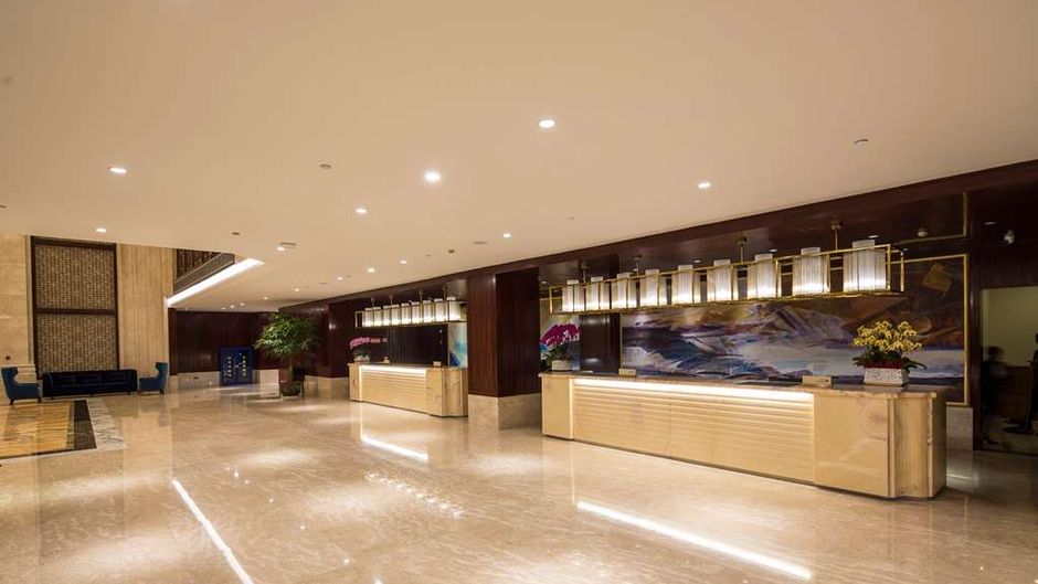Wyndham Zhuji West Lobby