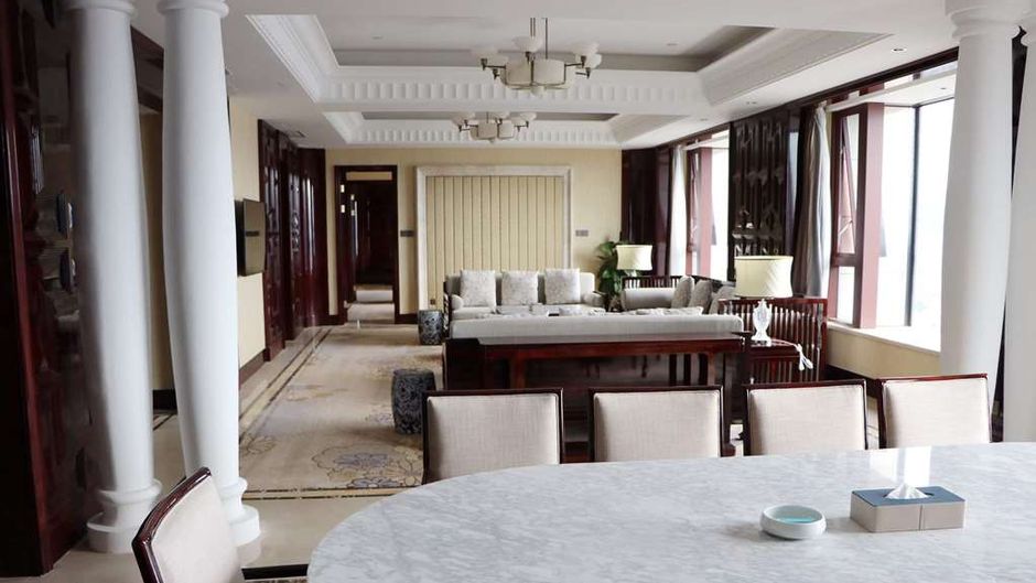 Wyndham Zhuji West Suite
