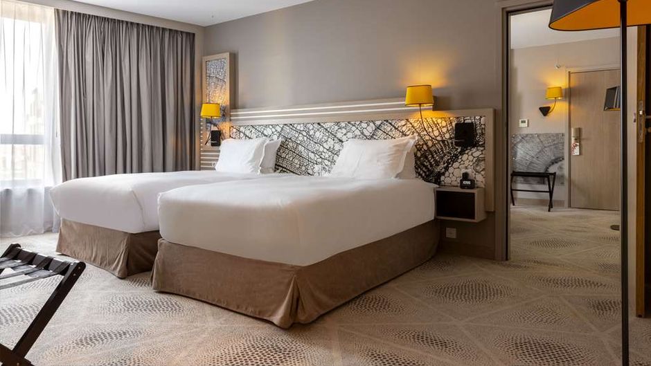 Hilton Garden Inn Massy Room