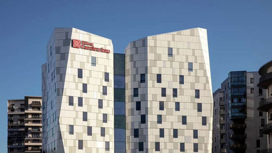 Hilton Garden Inn Massy Exterior