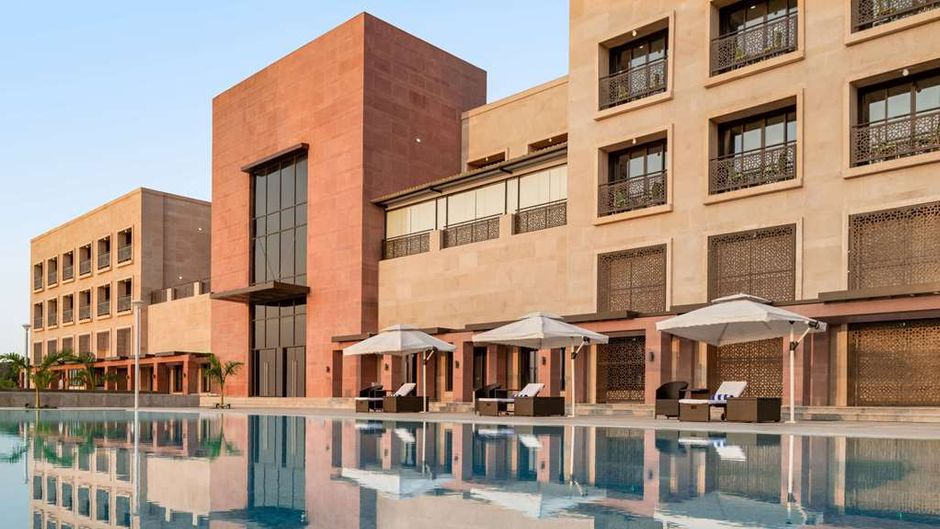 Ramada Encore By Wyndham Statue of Unity Pool