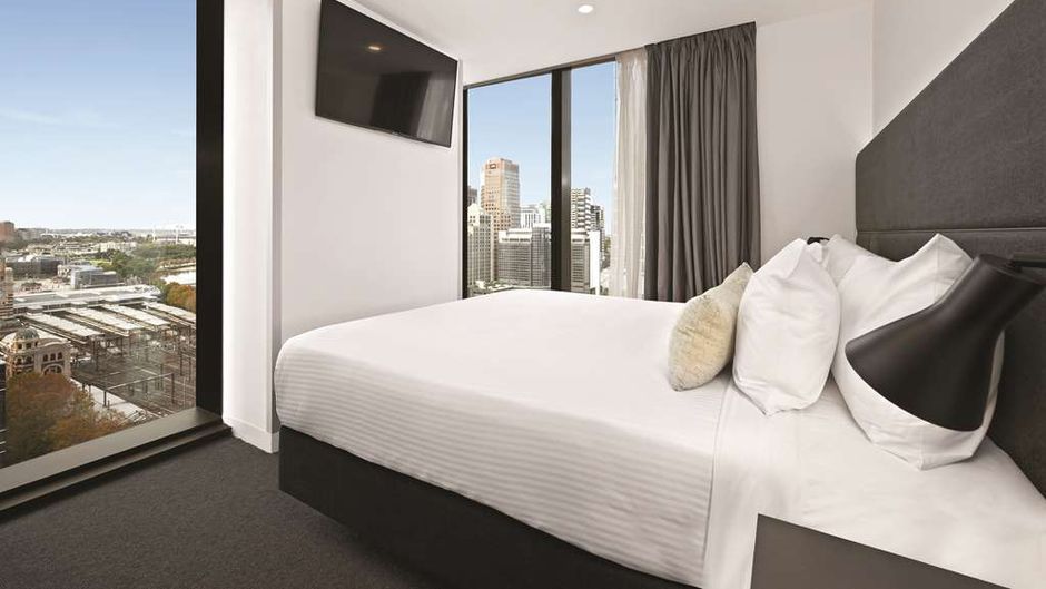 Vibe Hotel Melbourne Room