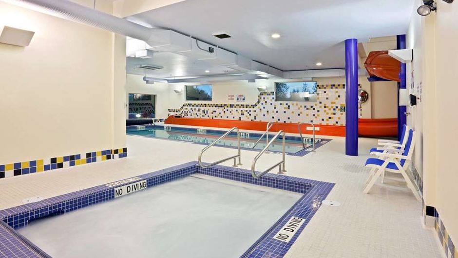 Bayview Hotel Pool