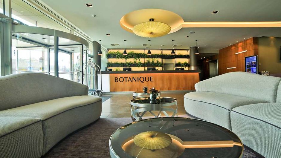 Botanique Hotel Prague Lobby