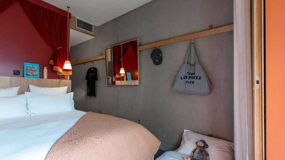 MOB Hotel Paris les Puces Room