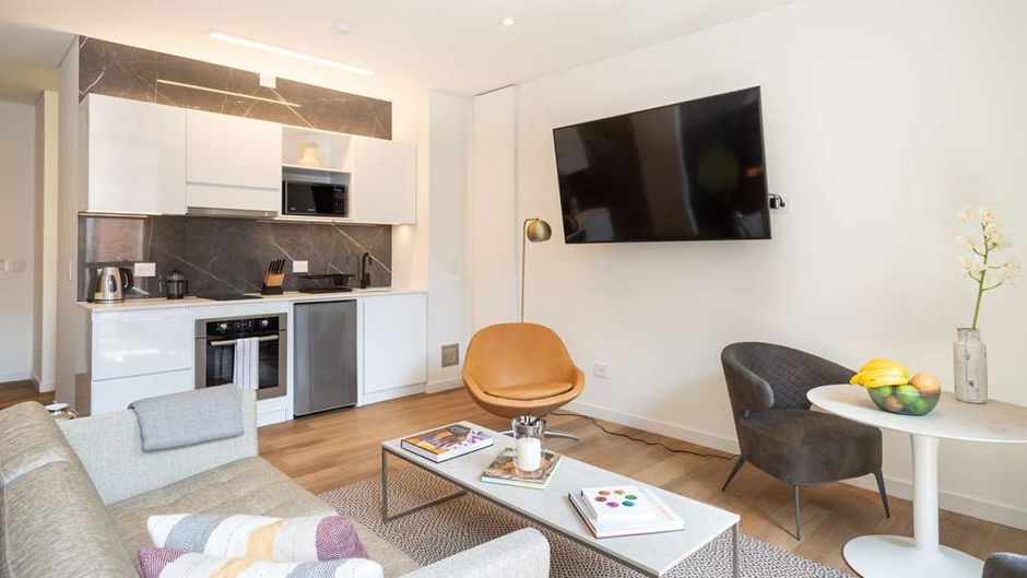 Cassa Luxury Homes Suite