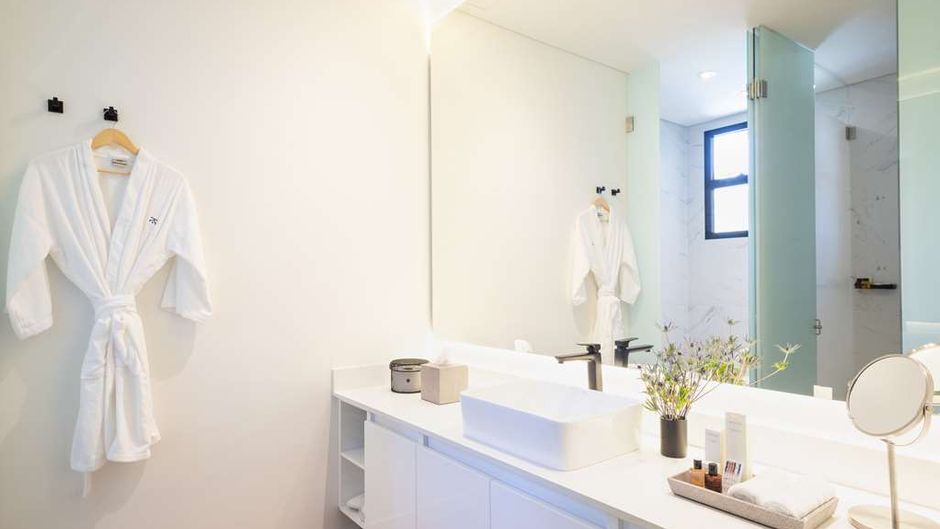 Cassa Luxury Homes Suite