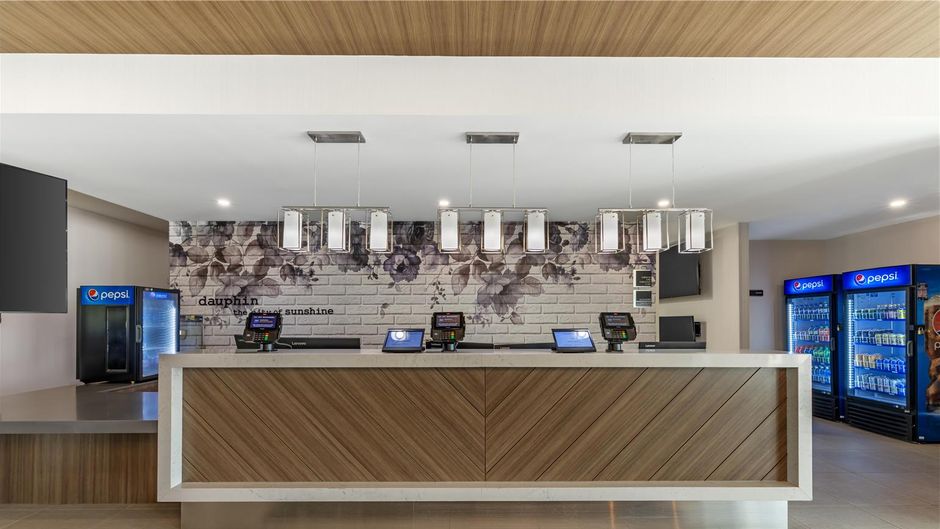 Best Western Plus Dauphin Lobby