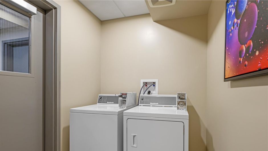 Best Western Plus Dauphin Other