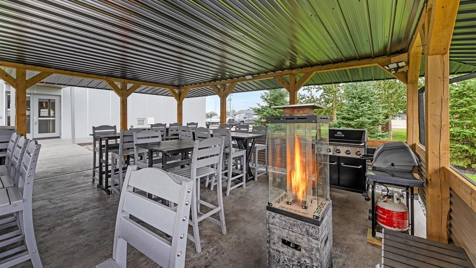 Best Western Plus Dauphin Other