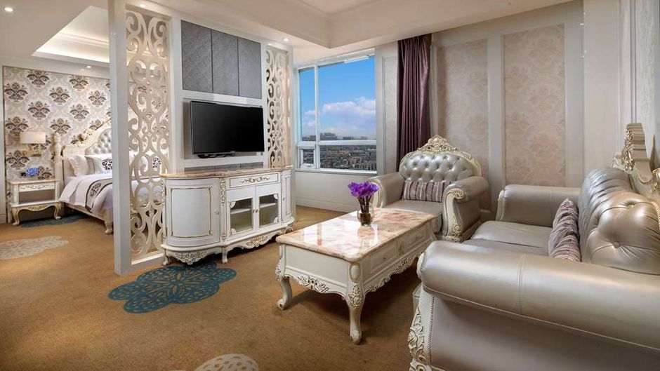 Ramada by Wyndham Chenzhou Suite