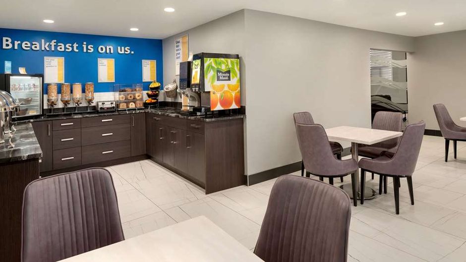 Days Inn by Wyndham Wainwright Other