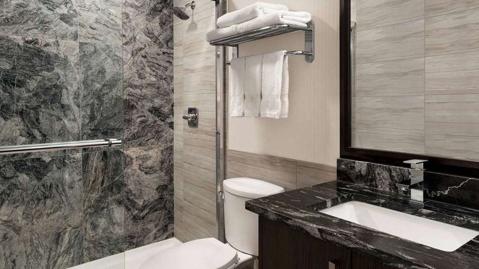 Days Inn by Wyndham Wainwright Room