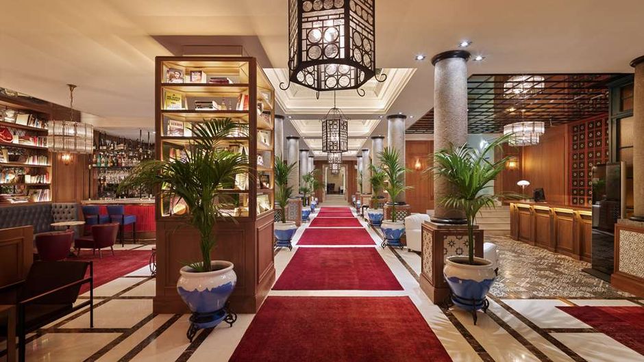 H10 Villa de la Reina Lobby