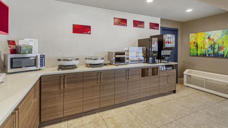 Best Western Plus West Edmonton Restaurant