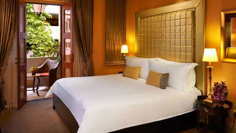 The Scarlet Singapore Room