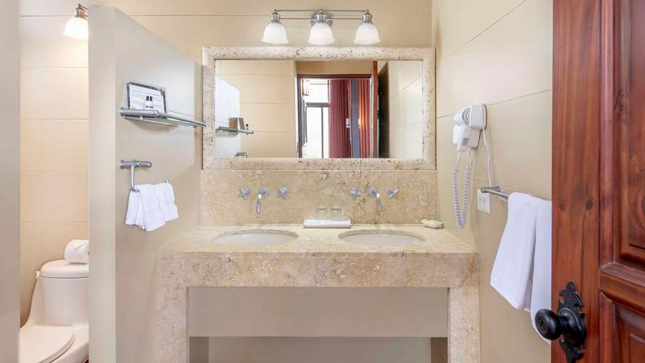 Arenal Kioro Suites & Spa Room