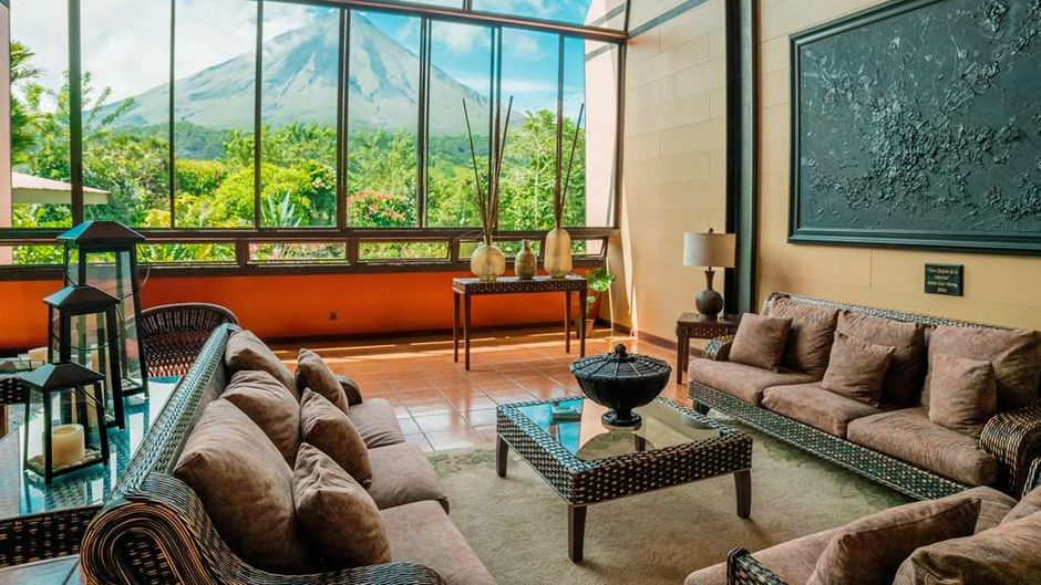 Arenal Kioro Suites & Spa Lobby