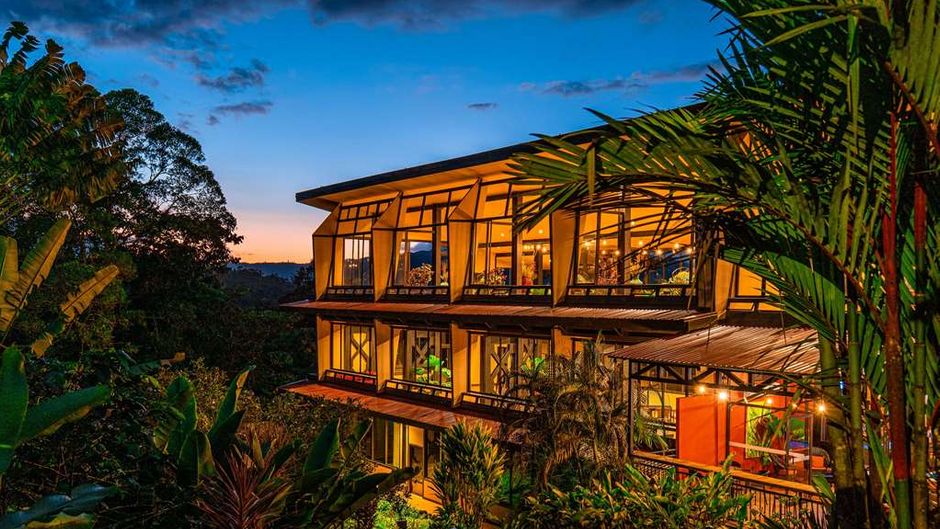 Arenal Kioro Suites & Spa Exterior
