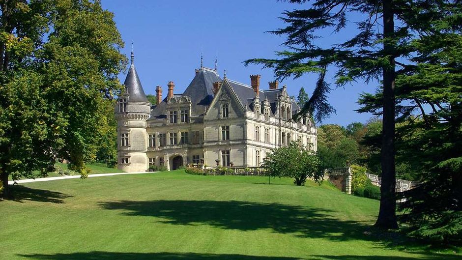 Chateau de la Bourdaisiere Exterior