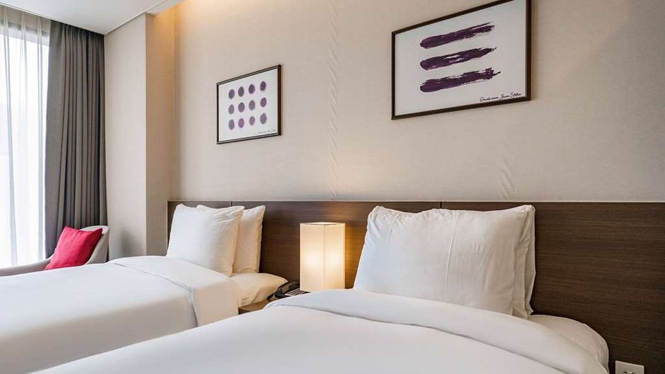 Ramada Encore by Wyndham Busan Station Room