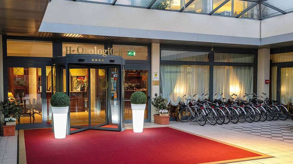Hotel Orologio Exterior