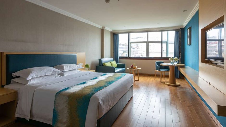 Ramada Encore by Wyndham Kaili West Room