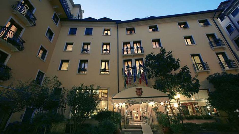 Hotel Majestic Toscanelli Exterior