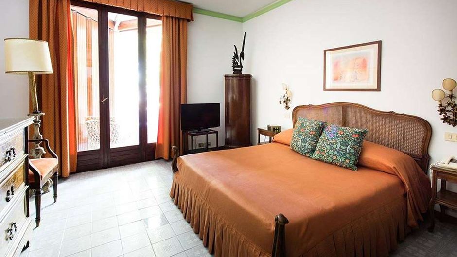 Albergo Quattro Fontane Room