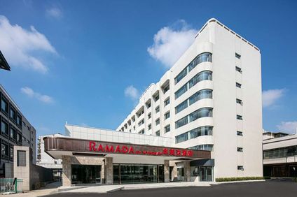 Ramada by Wyndham Slender West Lake