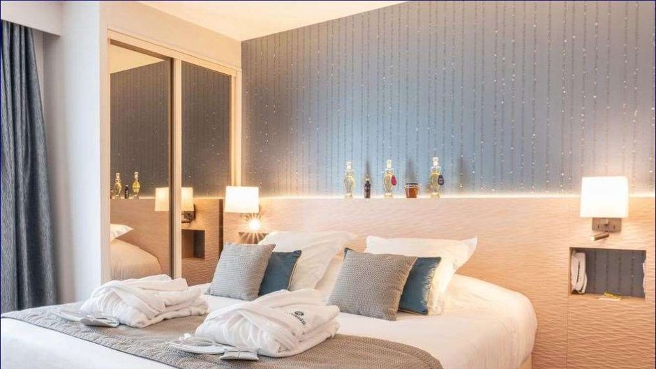 La Closerie Deauville Room