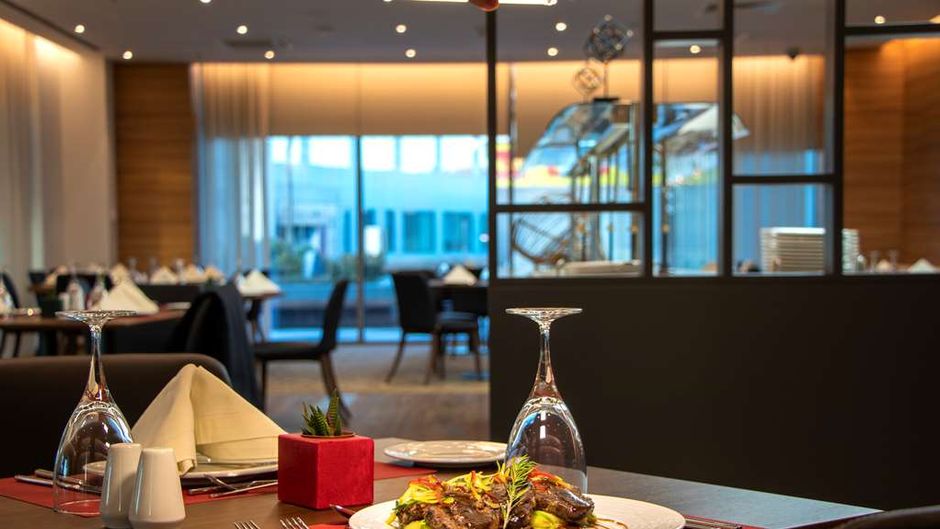 DoubleTree by Hilton Ankara Incek Restaurant