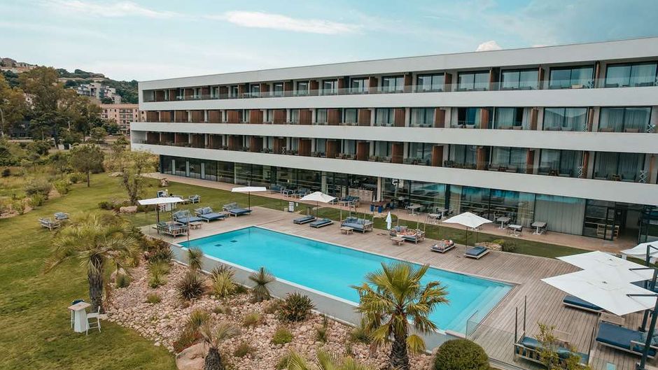 Golden Tulip Porto Vecchio Exterior