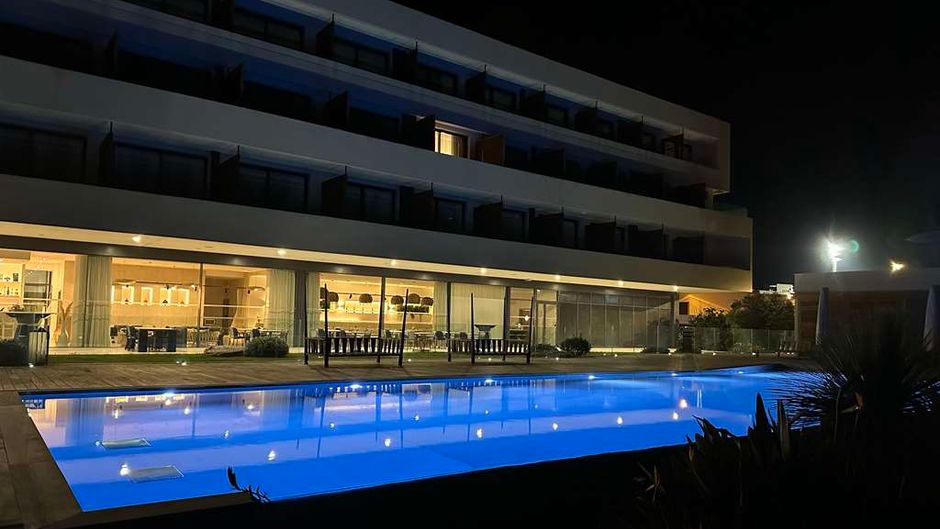 Golden Tulip Porto Vecchio Pool