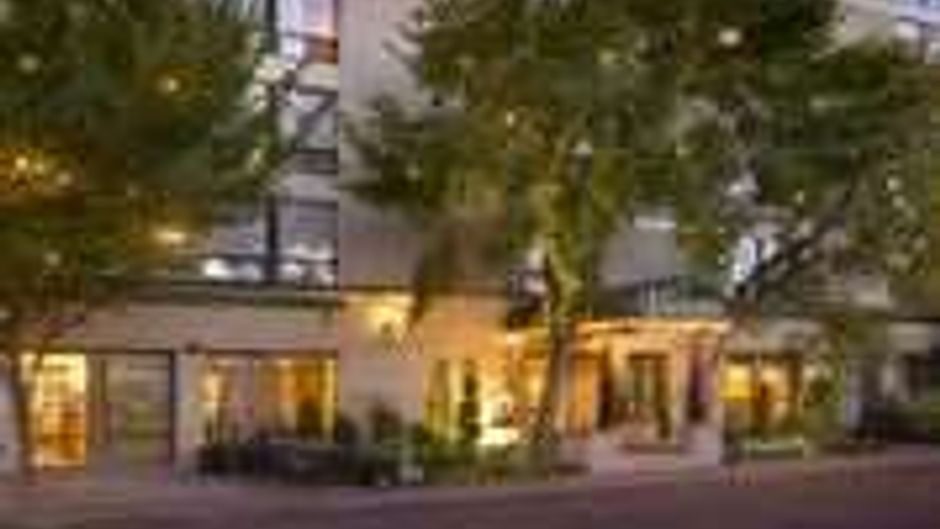 Varscona Hotel on Whyte Exterior