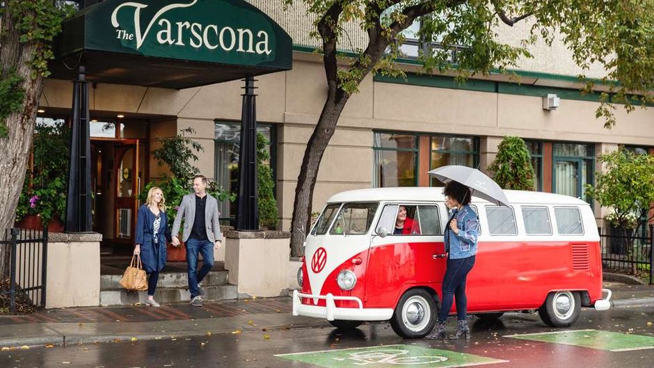 Varscona Hotel on Whyte Exterior