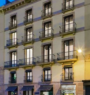 H10 Port Vell