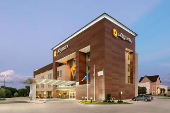 La Quinta Inn & Sts Wyndham College St N