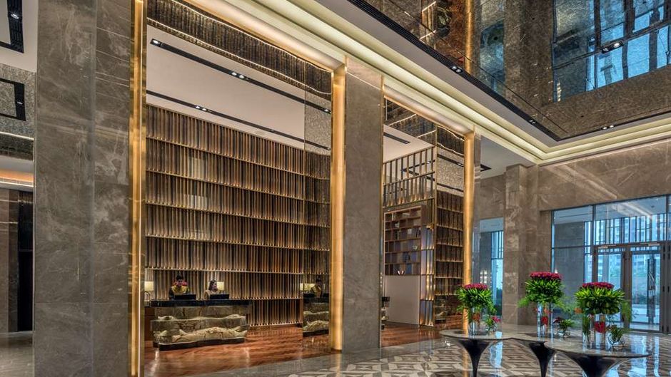 Radisson Blu Hotel & Spa Nashik Lobby