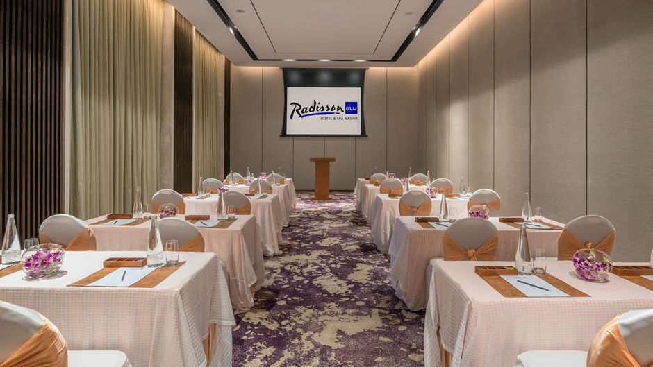 Radisson Blu Hotel & Spa Nashik Meeting