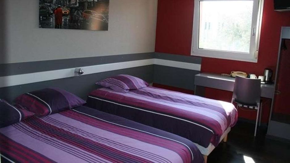 Hotel Kyriad Direct Lure Room