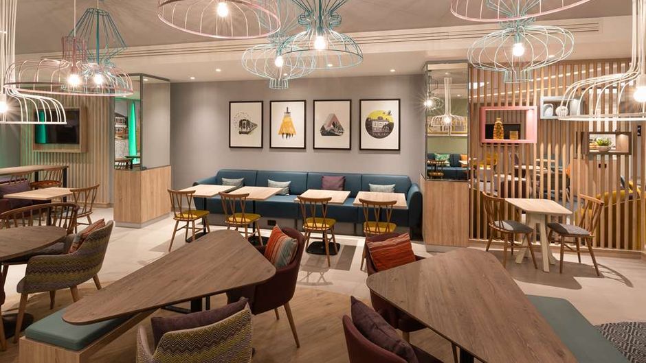 Hampton by Hilton London Ealing Restaurant