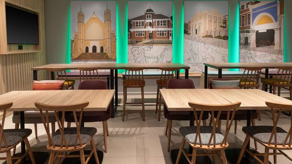 Hampton by Hilton London Ealing Restaurant