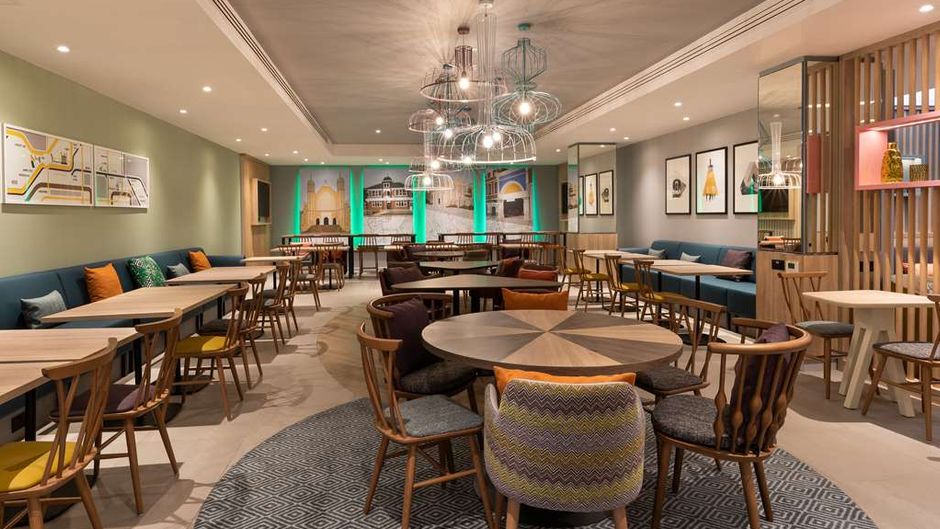 Hampton by Hilton London Ealing Restaurant