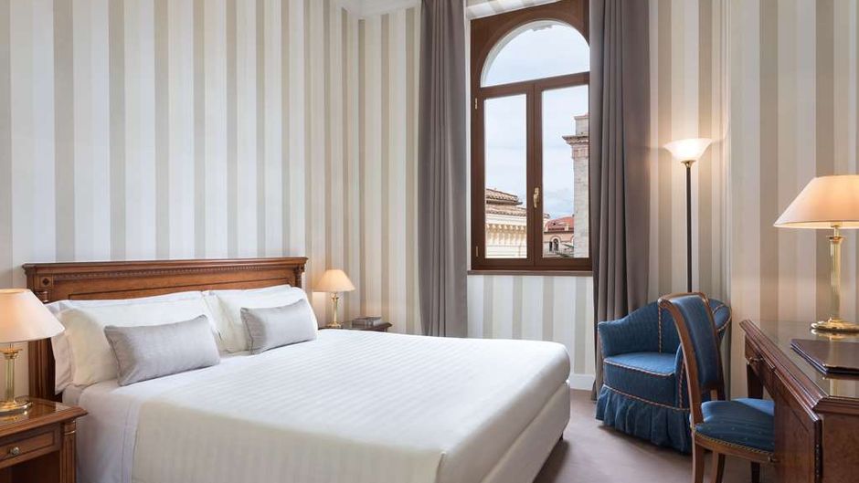 Sina Brufani Room