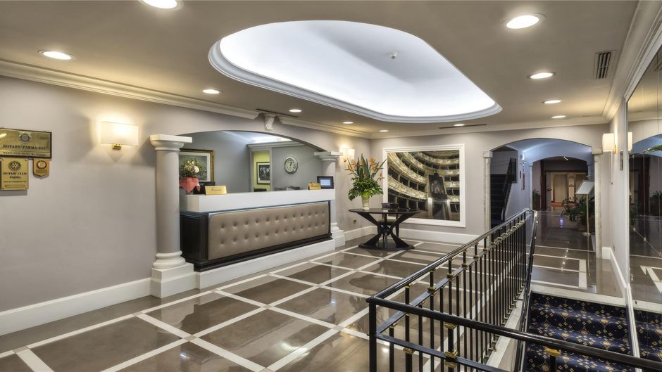 Sina Maria Luigia Lobby